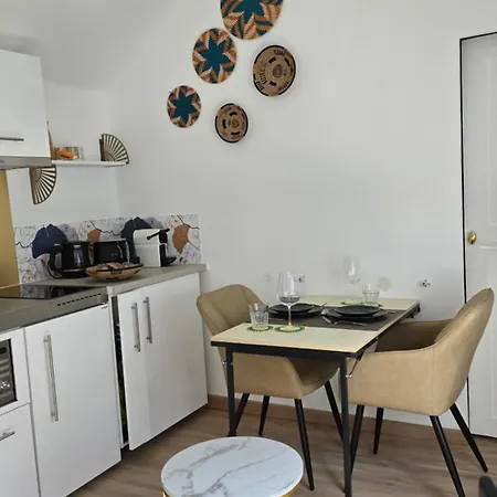 La Perle Rare Apartment